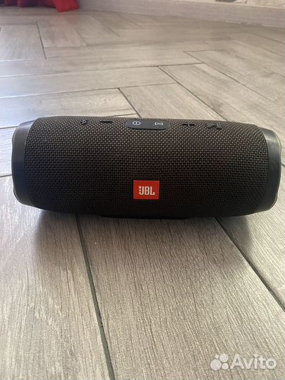 Колонка jbl charge 3