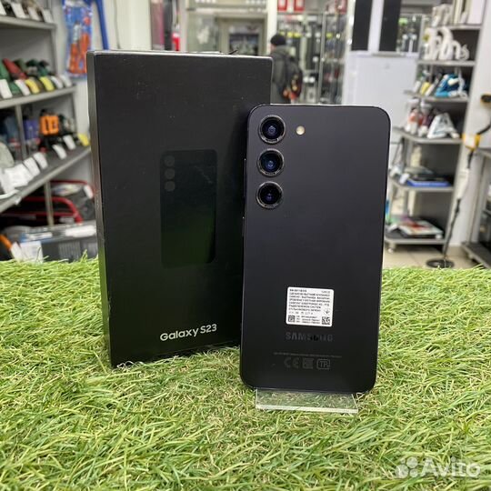 Samsung Galaxy S23, 8/128 ГБ