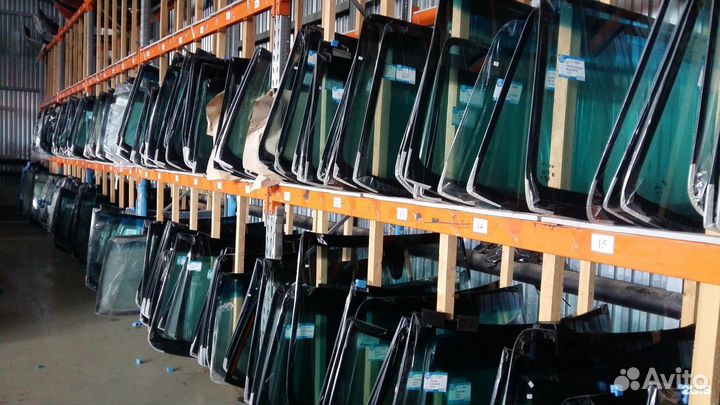 Лобовое стекло на Пежо Боксер 1