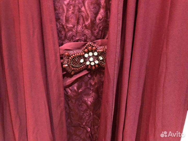 Вечернее платье