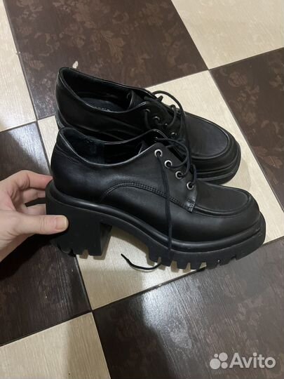 Полуботинки