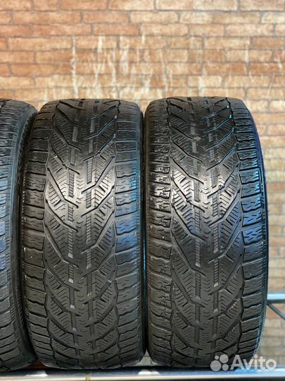 Kormoran Snow 235/40 R18
