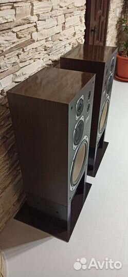 Yamaha ns 600