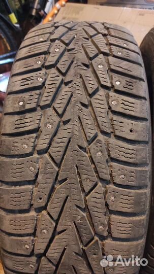 Nokian Tyres Hakkapeliitta 7 205/60 R16 96