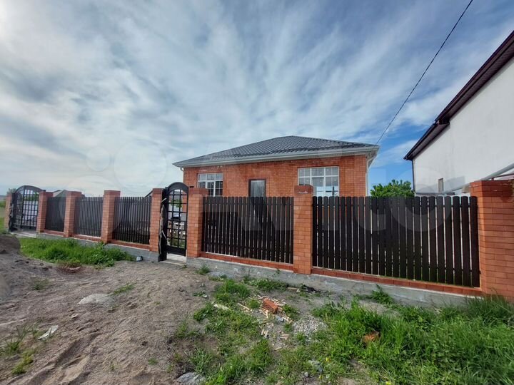 Дом 202 м² на участке 6 сот.