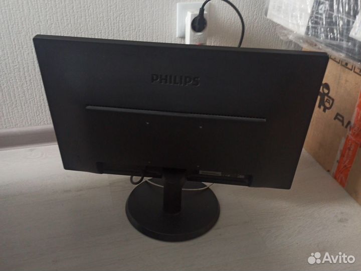 Монитор 21,5philips 223v5lsb2/62