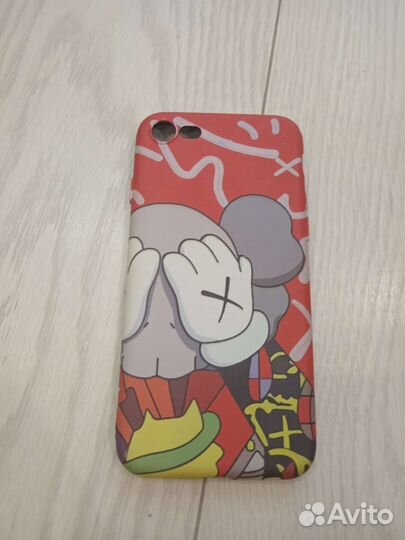 Чехлы на телефон