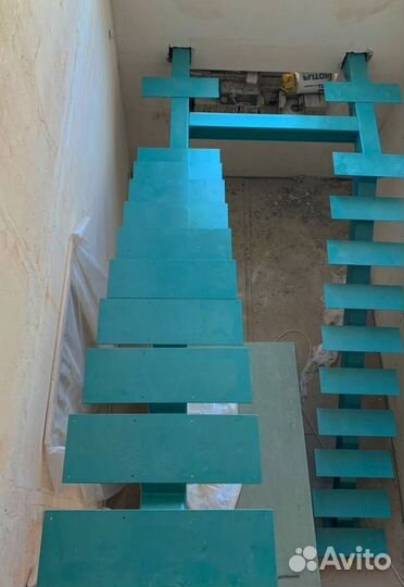 Лестницы на металлокаркасе