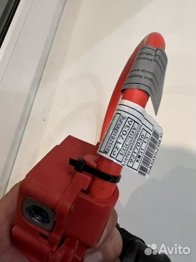 Плюсовая клемма пиропатрон BMW 5 F10 f01 7