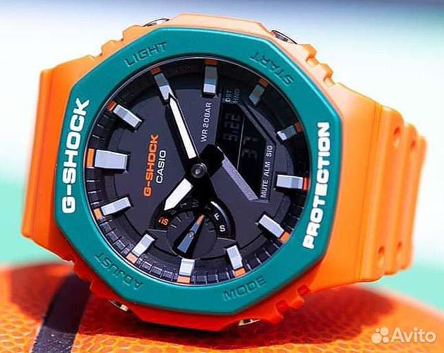 Часы Casio G-Shock GA-2110SC-4A