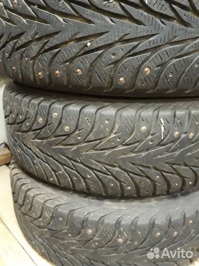 Yokohama Geolandar X-AT 215/65 R16 102