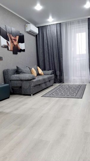 2-к. квартира, 50 м², 3/25 эт.