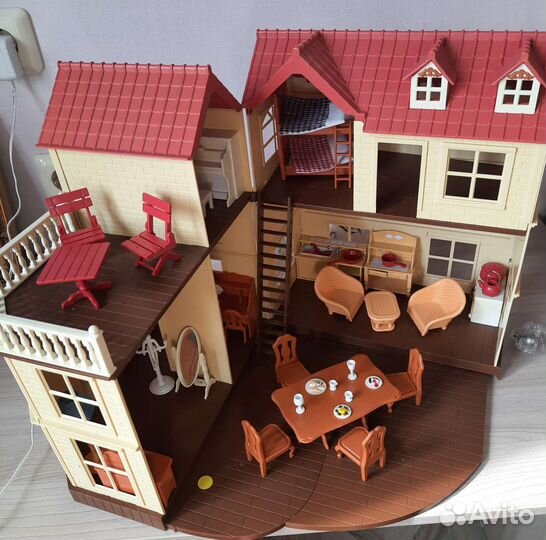 Sylvanian Families большой дом со светом