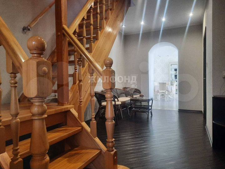 Дом 130 м² на участке 5 сот.