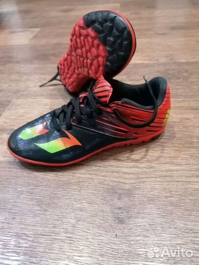 Бутсы сороконожки