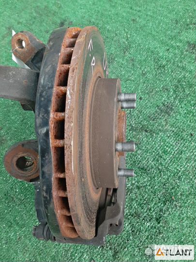 Ступица передняя правая nissan bassara