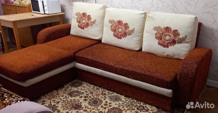 Угловой диван бу