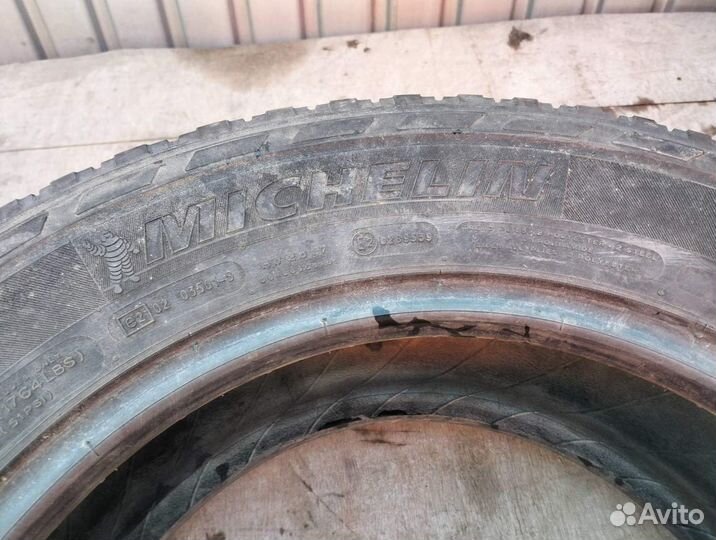 Michelin 4x4 Synchrone 235/60 R16 100H