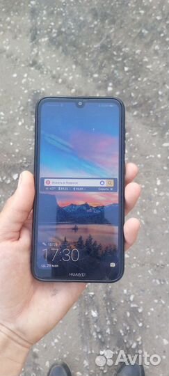 HUAWEI Y7 (2019), 3/32 ГБ
