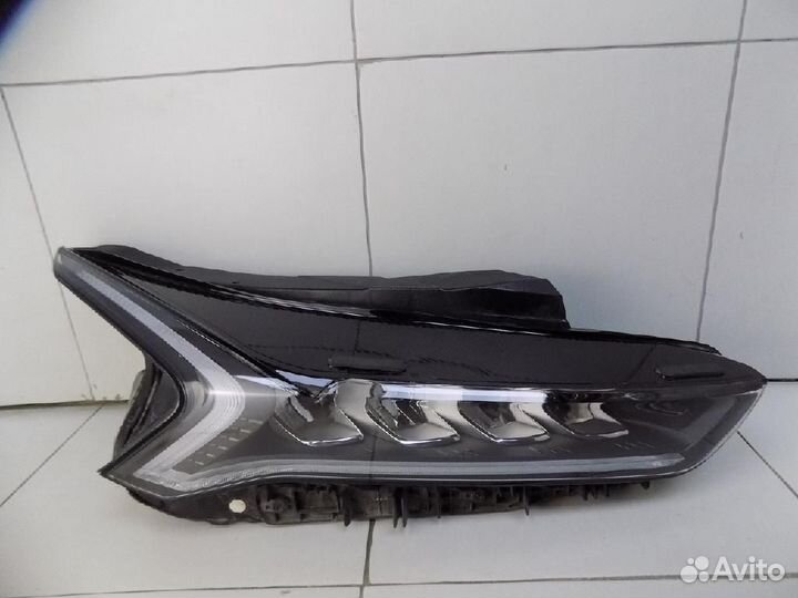 Фара правая Kia K5