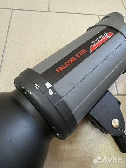 Вспышка студийная Fаlcon Eyes tе-600вw v2.0