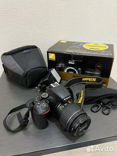 Зеркальный фотоаппарат Nikon D3500