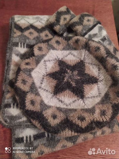 Берет, шарф, варежки новые