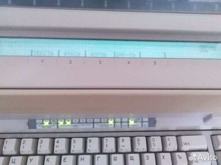 Печатная электронная машинка Olivetti