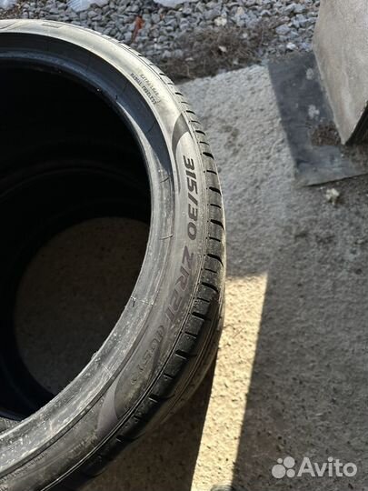 Pirelli P Zero 275/35 R21 и 315/30 R21 105Y