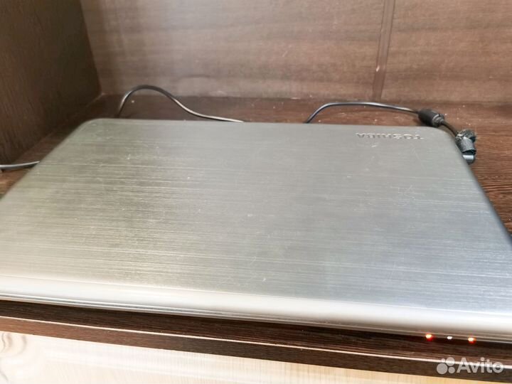 Ноутбук Toshiba Satellite