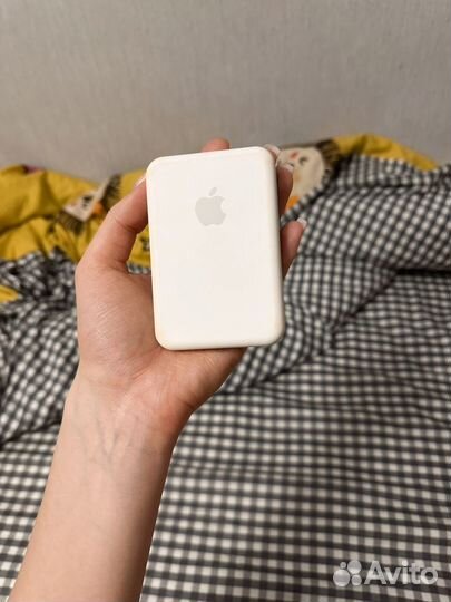 Magsafe battery pack