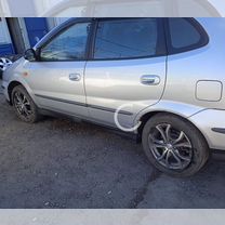 Nissan Tino 1.8 AT, 2001, 50 000 км, с пробегом, цена 400 000 руб.