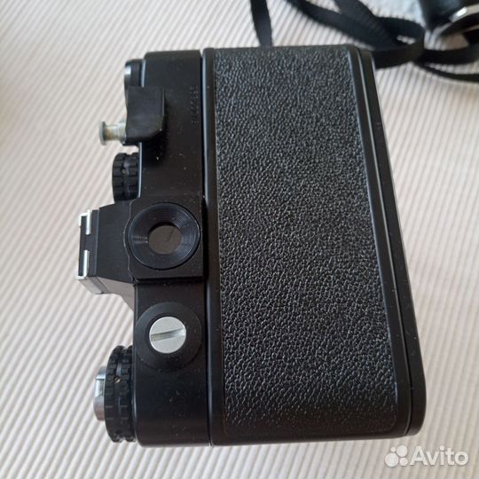 Зеркальный фотоаппарат Зенит 12 сд