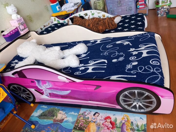 Кровать-машинка