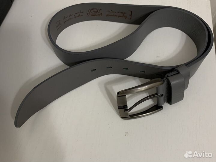 Мужской кожаный ремень серый