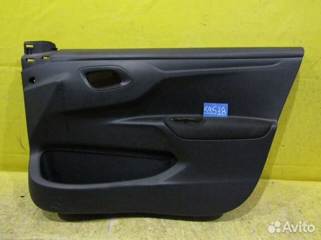 Обшивка передней двери Peugeot 301 12-16г 59518