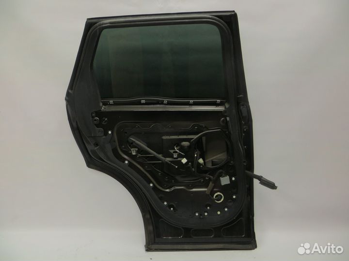 Дверь задняя левая Range Rover Sport