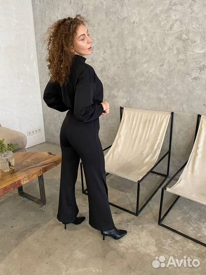 Костюм женский брюки и свитшот