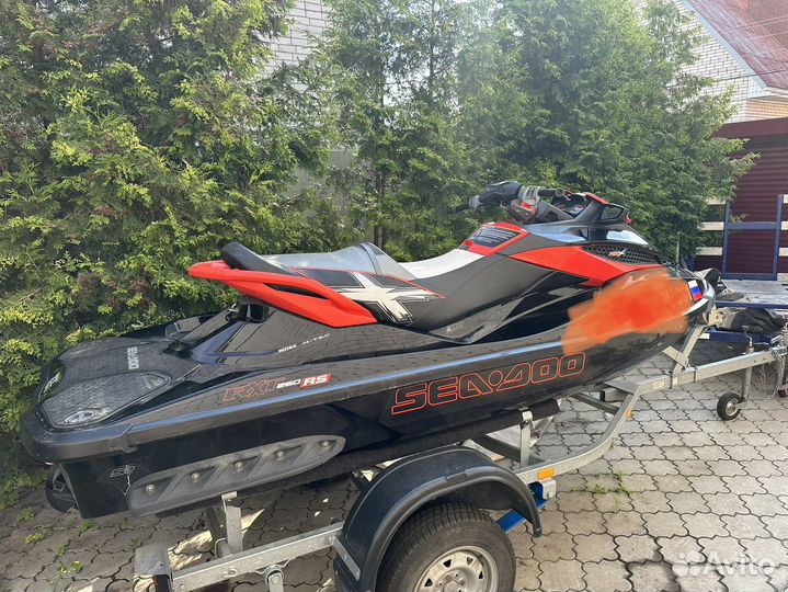 Гидроцикл BRP RXT 260