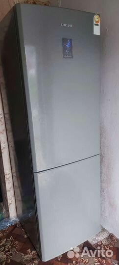 Холодильник, спальня, кухня приматейка