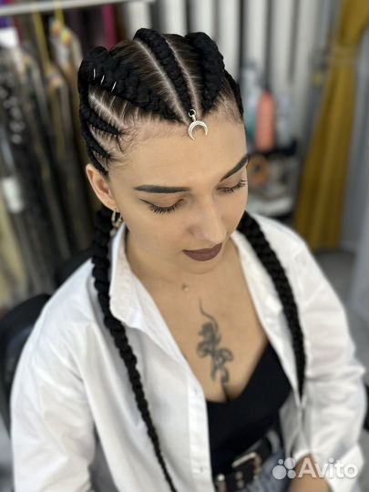 Косы с канекалоном, хвосты, брейды