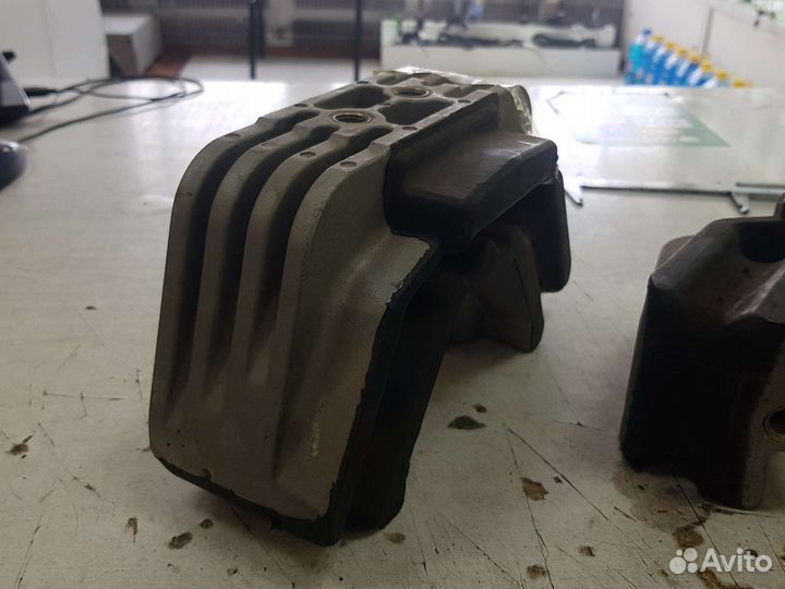 Подушка двигателя MAN Bus (Cityliner, Transliner)