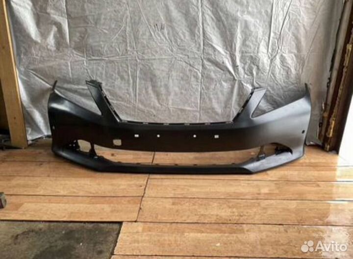 Бампер передний Toyota Camry 2011-2014