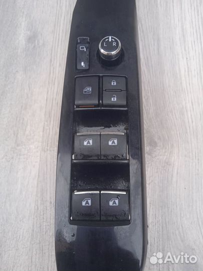 Блок кнопок Toyota Camry XV 70