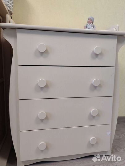 Укачивающий механизм, кровать, комод, матрас