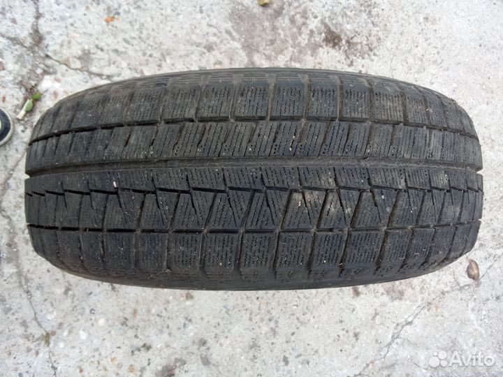 Bridgestone Blizzak Revo GZ 205/60 R16 92