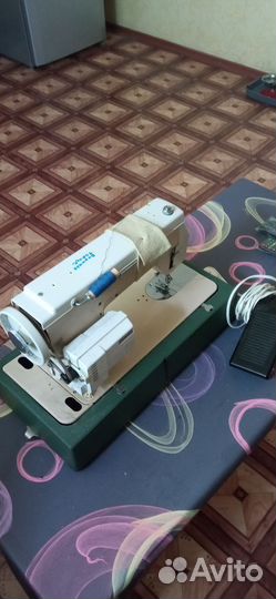 Швейная машинка бу электрическая