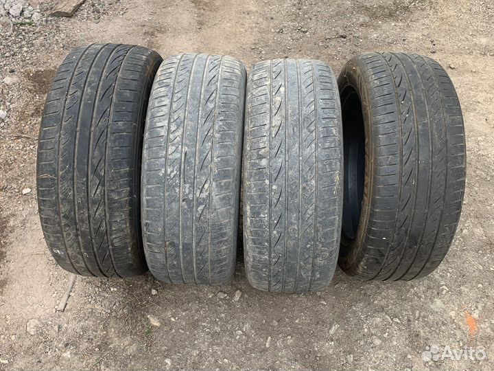 Hankook Ventus ME01 K114 235/55 R17