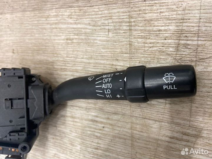 Подрулевой переключатель правый Toyota Avensis T25