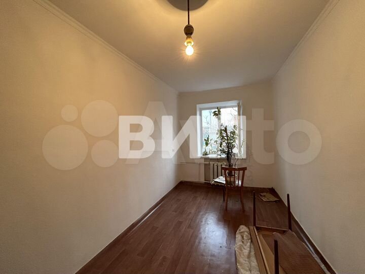 3-к. квартира, 55 м², 2/5 эт.